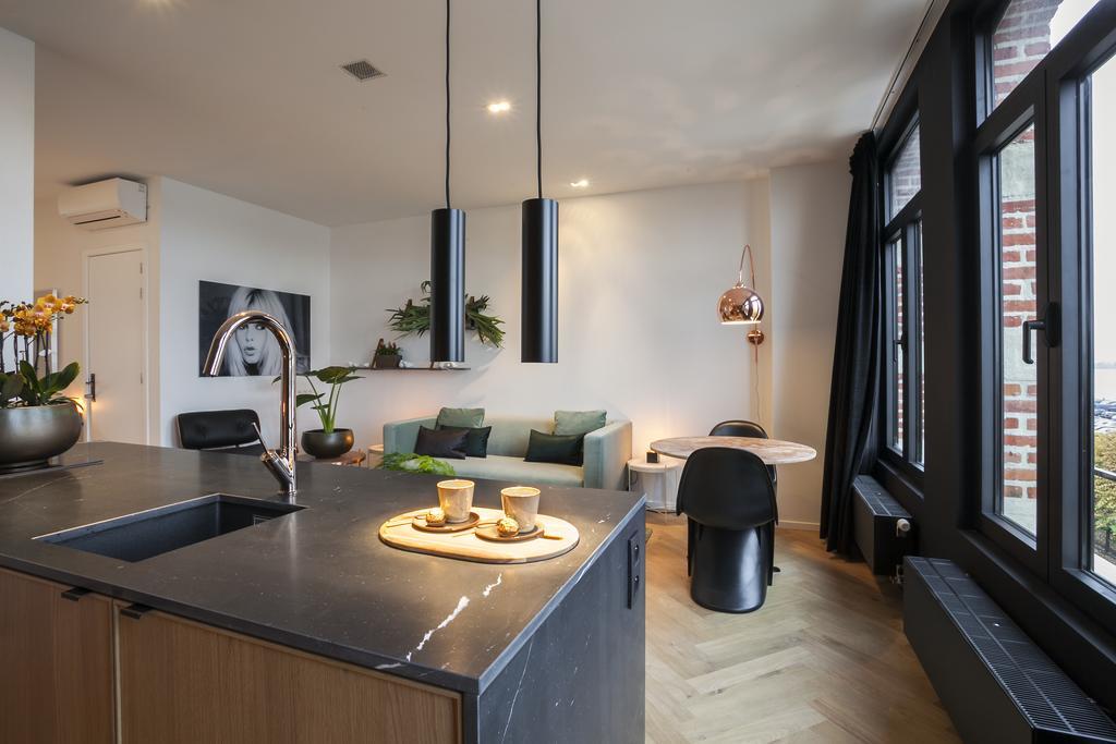 Kaai11 - Lofts & Suites With A View 안트베르펜 객실 사진